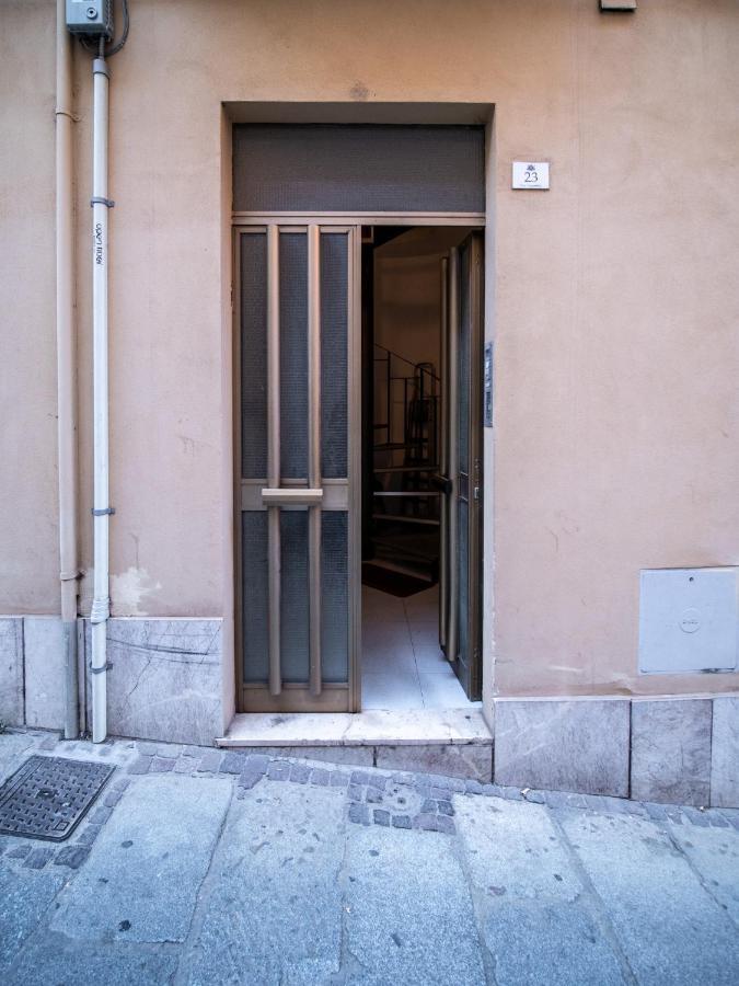 Little Diamond - City Centre Cagliari Exterior foto